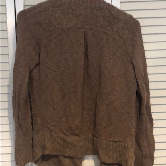 Moving sale! Sleeping on snow sweater size m - Picture 5 of 5
